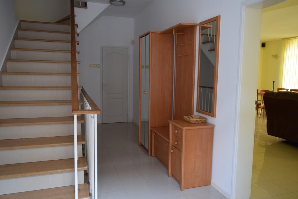 Hotel Eva Ravda Bagian luar foto